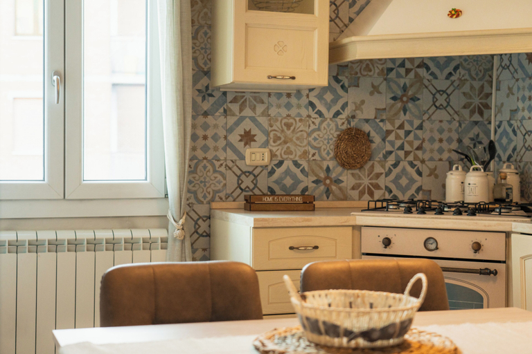 Private kitchen 3, Emilia Suite Home, Modena