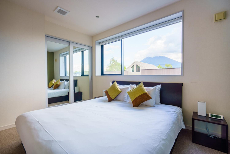 Bedroom 2, Powder Haven Apartments, Kutchan
