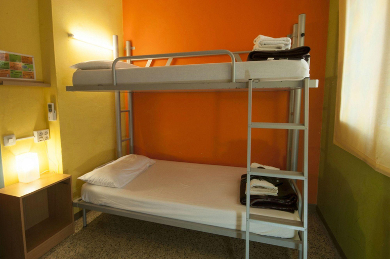 Bedroom 4, Hostel Albergue Studio, Barcelona