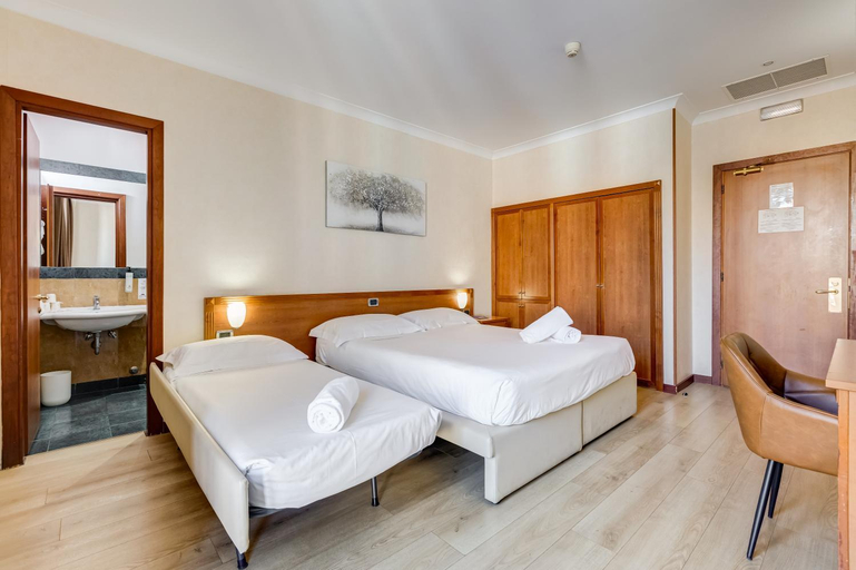 Bedroom 4, Romoli, Rome