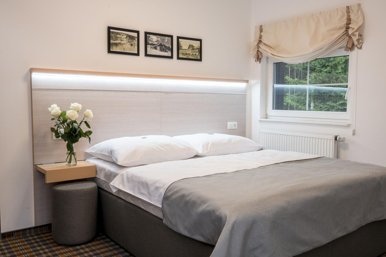 Bedroom 2, Horsky Hotel Dobra Chata, Prachatice