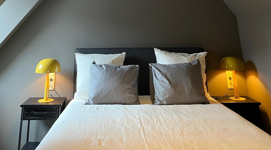 Bedroom 3, Hotel Saint Georges, Hainaut