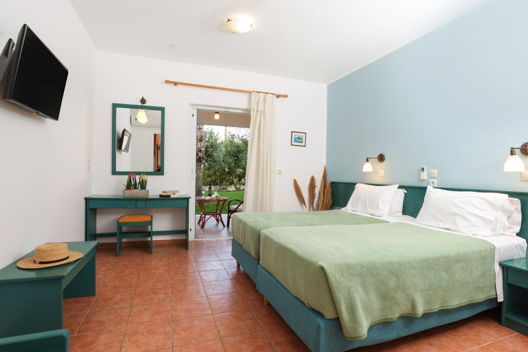 Bedroom 3, Three Stars Beach Hotel, Ionian Islands