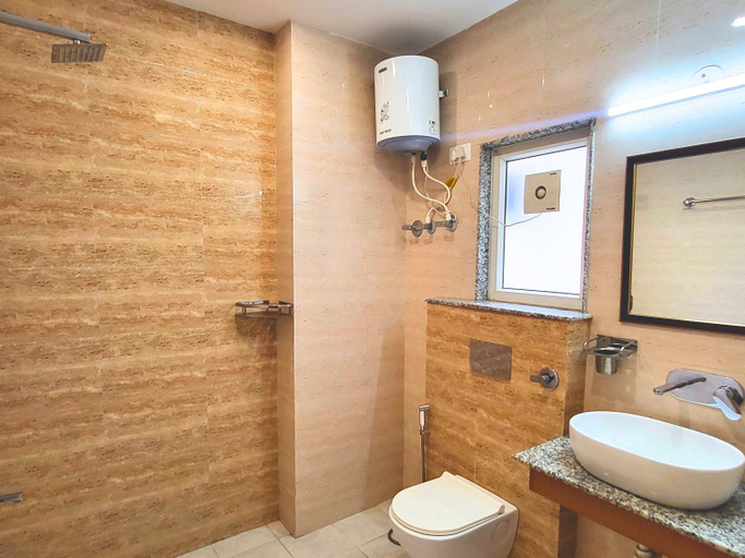 Shower, Kommune Living, Gurgaon