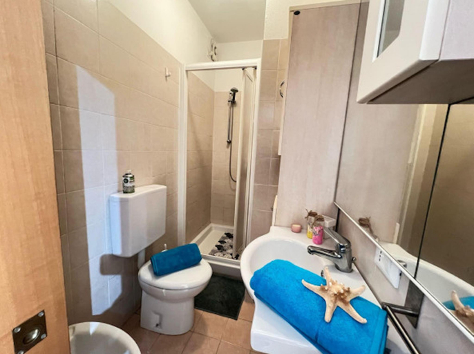 Bathroom, Cozy one-bedroom apartment, Venezia