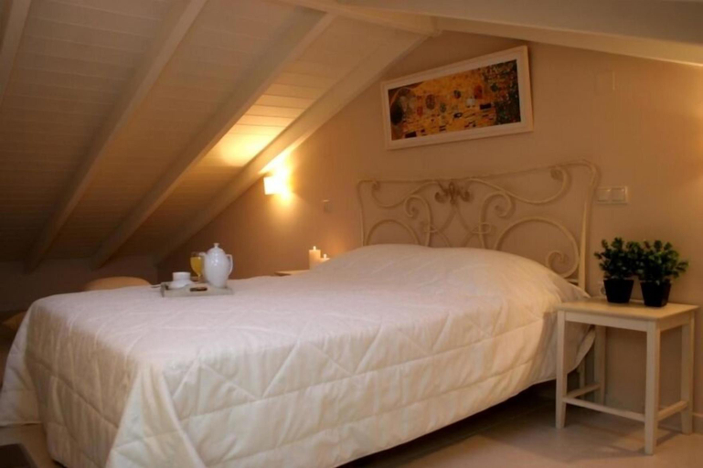 Bedroom 5, Aerinon Guesthouse, Peloponnese
