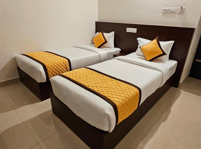 Bedroom 2, BLUEWAY RESIDENCY DOWNTOWN HOTEL, Thiruvananthapuram