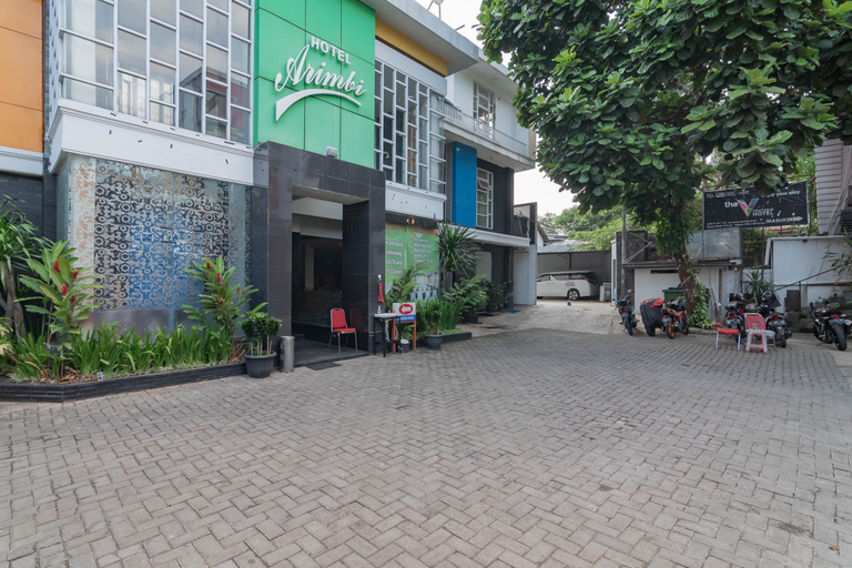 Exterior & Views 2, RedDoorz @ Hotel Arimbi Dewi Sartika Baru, Bandung