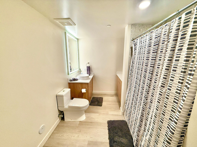 Bathroom 5, Luxury Central City Escape, Salt Lake
