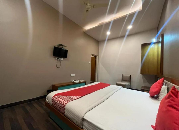Bedroom 4, Hotel Rameshwaram Guest House, Faizabad