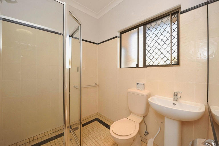 Bathroom 4, Hotel Parklands Calliope, Calliope - Pt A