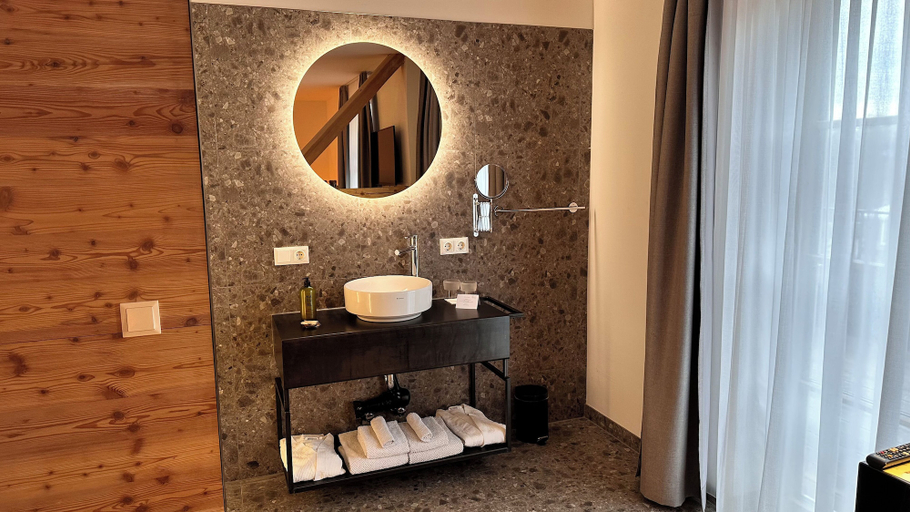 Room 5, Hotel Gerhardhof by ami, Innsbruck Land