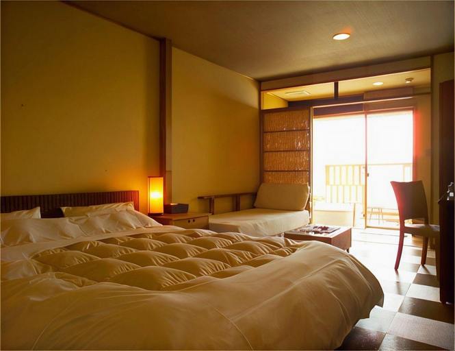 Bedroom 3, Haifu, Shima
