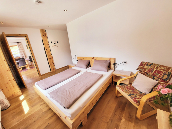 Bedroom 2, Schickster Mountain Lodge, Innsbruck Land