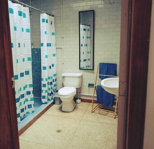 Bathroom 2, Colitalia Apartments, Santafé de Bogotá