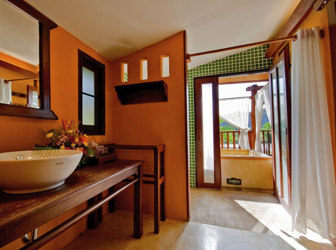 Bathroom 4, Pai Hotsprings Spa Resort, Pai