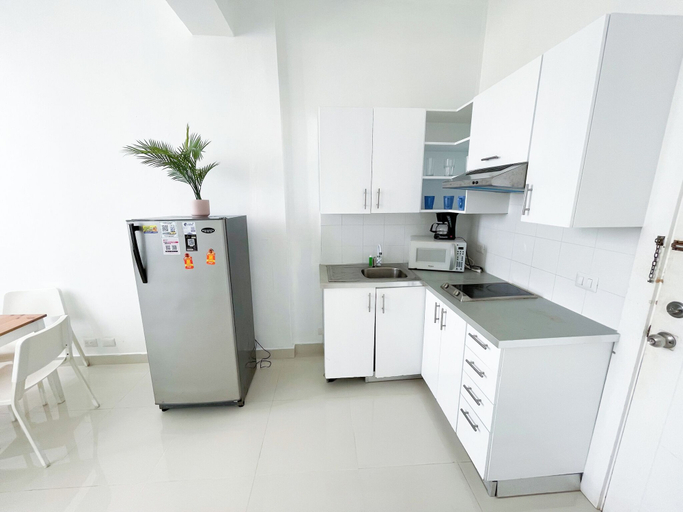 Private kitchen 2, STUDIOS ROOFTOP POOL & BEACH, Salvaleon de Higuey