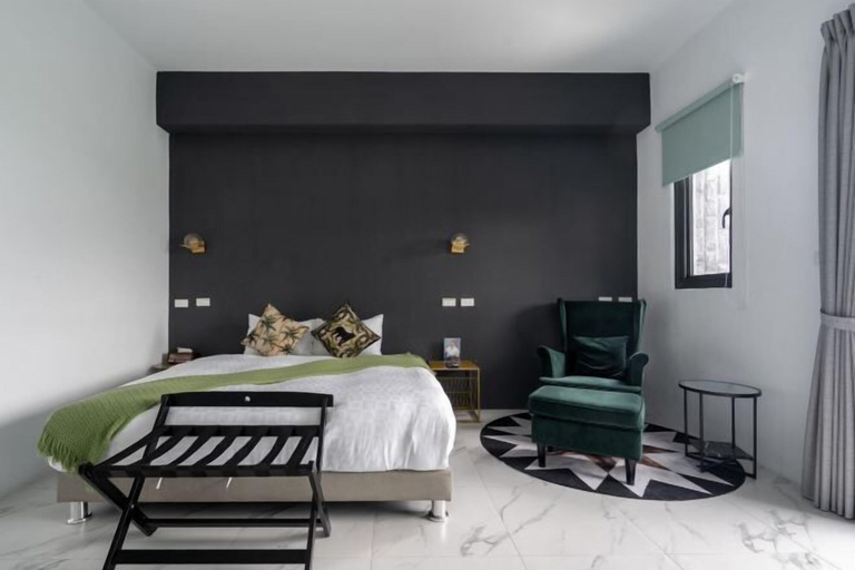Others 1, Hangover Villa, Pingtung