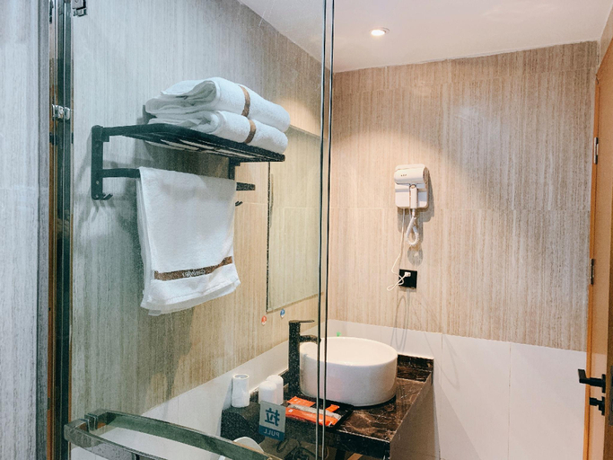 Bathroom 3, Thank Inn Hotel Jiangsu Suzhou Zhangjiagang Chang'an Middle Road, Suzhou