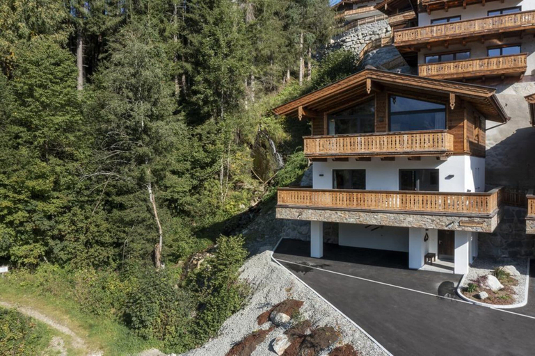 Exterior & Views 1, Wellness Chalet near Wildkogel, Zell am See