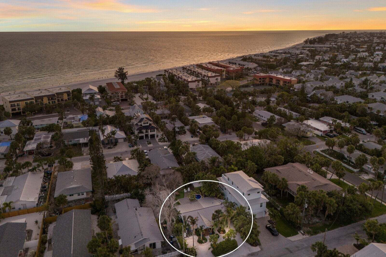 Others 2, The Shady Mermaid 2 Bedroom Home by RedAwning, Manatee