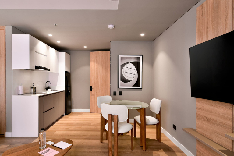 Room 2, w Dazzling 2BR With Fantastic Deco in Unicentro, Santafé de Bogotá
