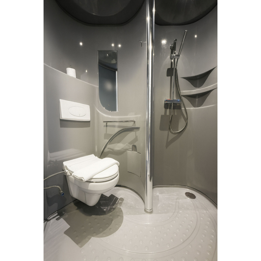 Bathroom 5, TreePark Hotel BSD City, Tangerang Selatan
