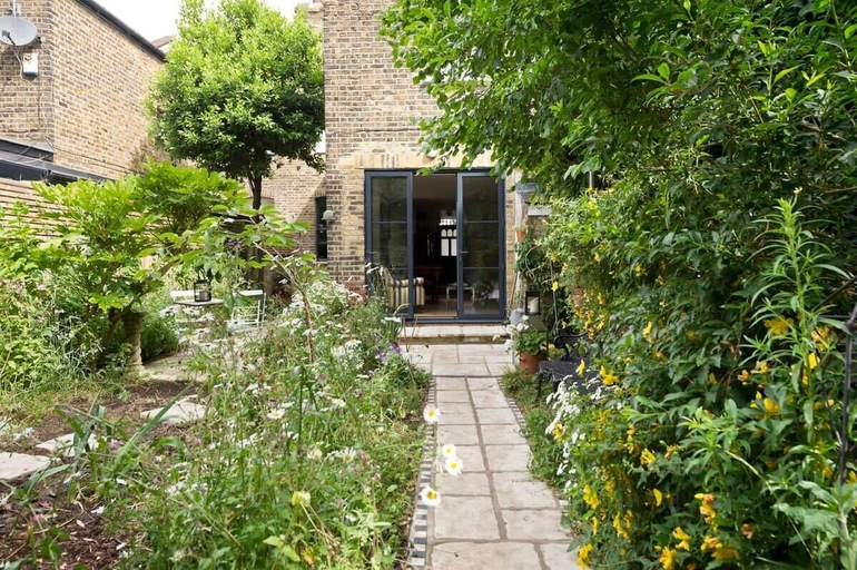 Exterior & Views 2, Gorgeous 1 Bed Garden Flat, Kensal, London