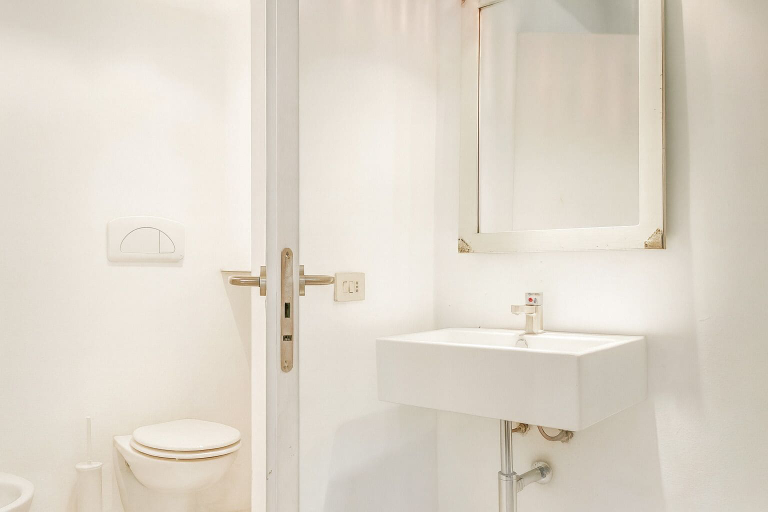 Bathroom, Casa Milano - Modernist Marvel, Milano