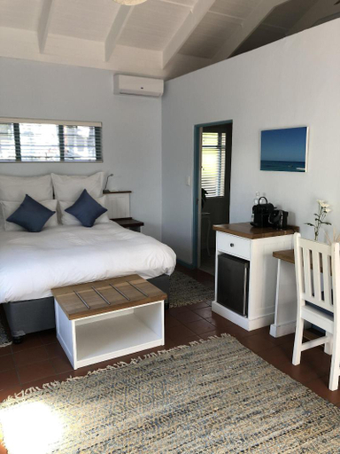 Bedroom 3, BlueSky Arniston Boutique Guesthouse, Overberg