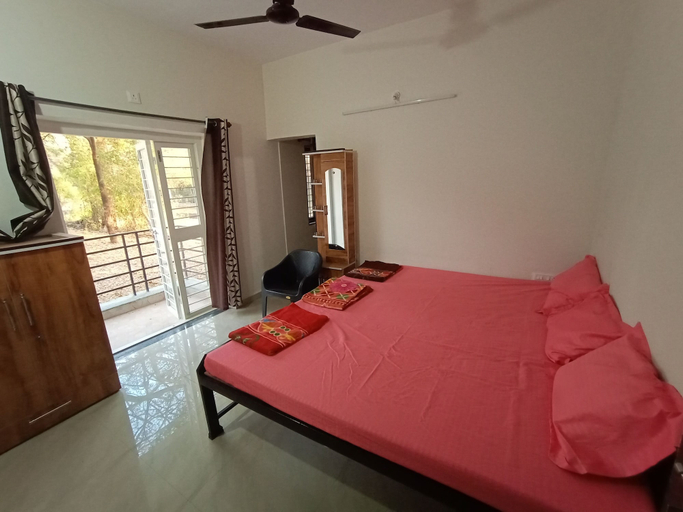 Bedroom 3, Snehban Agro Farm Resort, Pune