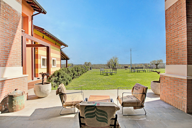 Terrace/patio 3, Almavite Wine Resort, Brescia
