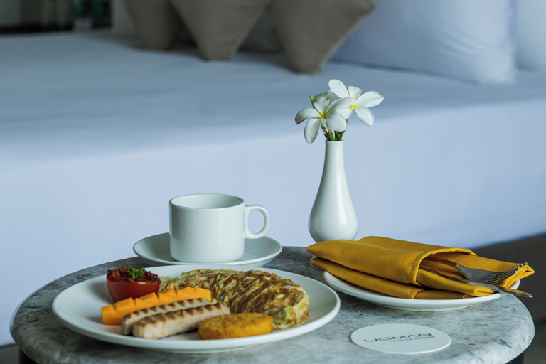 Food & Drinks 5, Udman Hotels and Resorts NH-8, Delhi