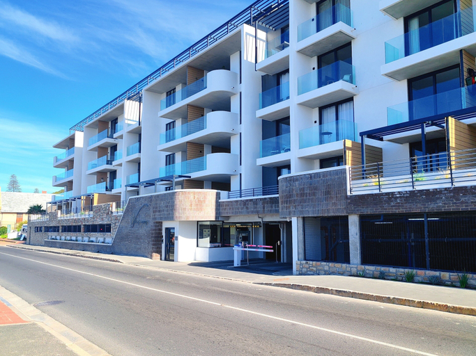 Exterior 5, Wavescapes RipCurl Stay, City of Cape Town