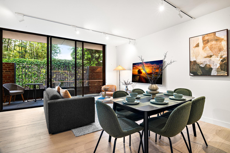 Separate living room 5, Stylish 3-Bed Townhouse in Vibrant Fitzroy, Melbourne