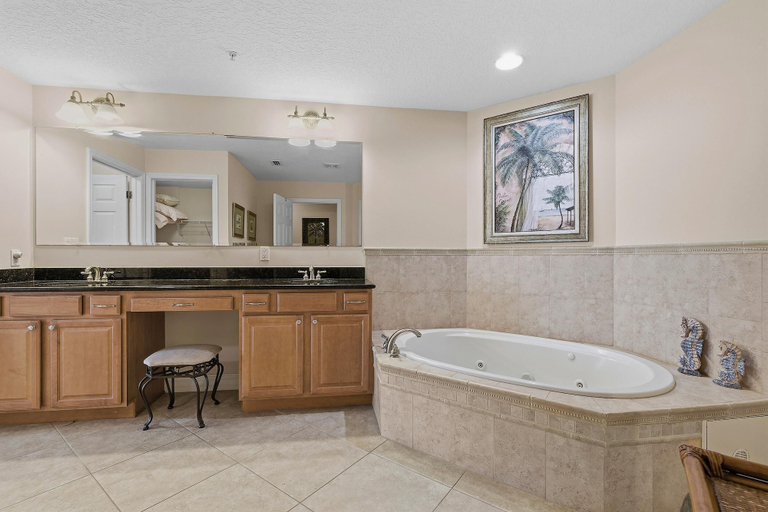 Bathroom 4, Malibu 704, Volusia