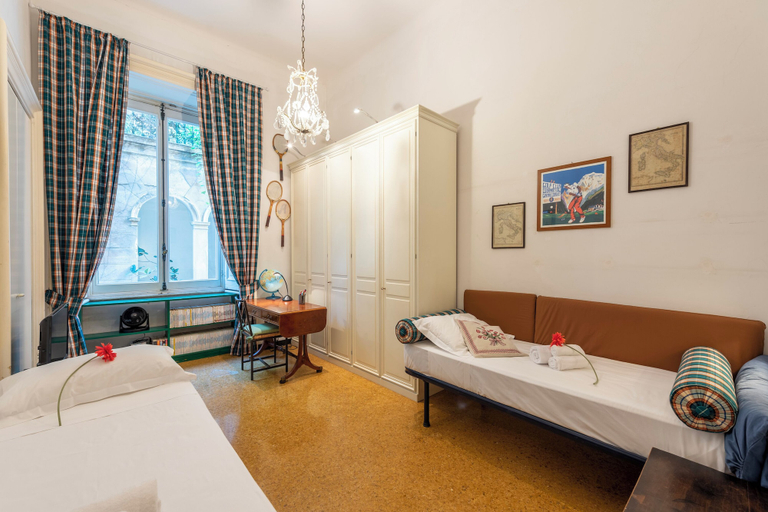 Room 5, Sea View House Next to Genova Waterfront, Genova