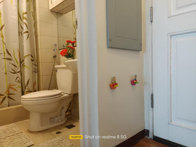 Bathroom 3, WestParc Cedar Alabang, Muntinlupa