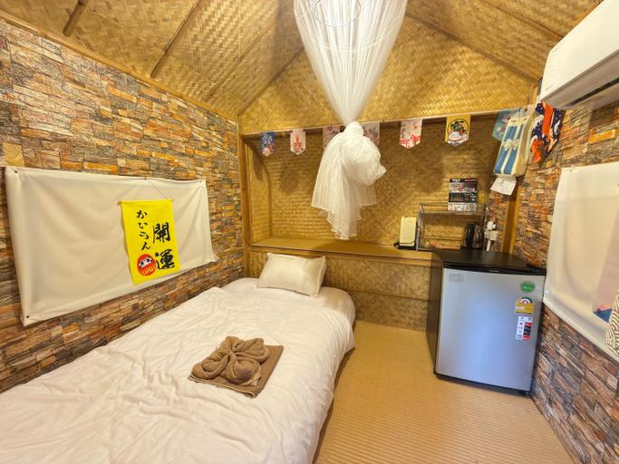 Bedroom 3, Merlin Hut & Farm, Muang Kanchanaburi