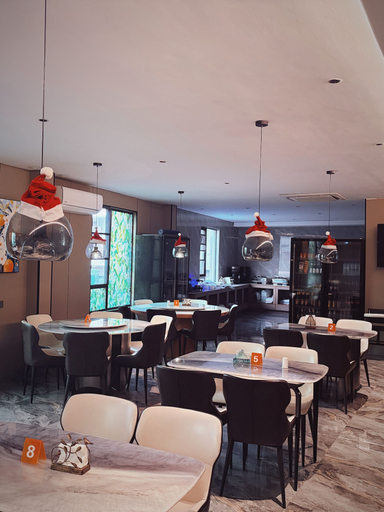 Food & Drinks 5, Eden Hotel, Kinshasa