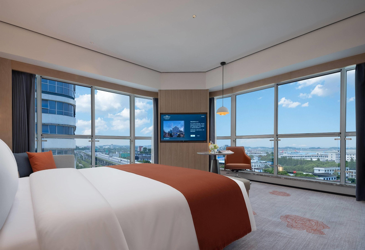 Bedroom 5, Howard Johnson Airport Hotel Changsha, Changsha