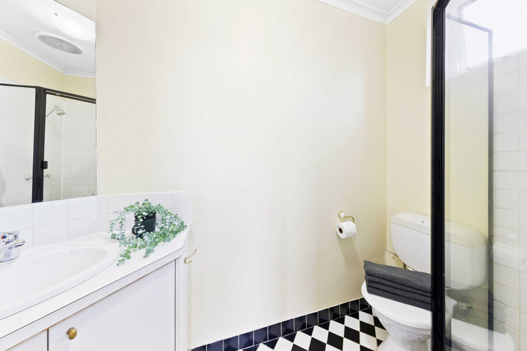 Interior 5, A Comfy & Cozy Apt in Clifton Hill, Free Parking, Melbourne