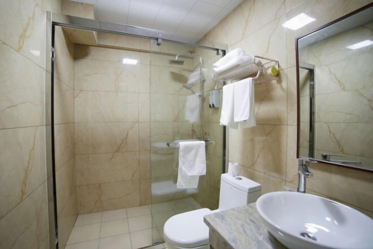 Bathroom 2, 7Days Inn Chain Hotel (Xuancheng High-Speed Railway Station), Xuancheng