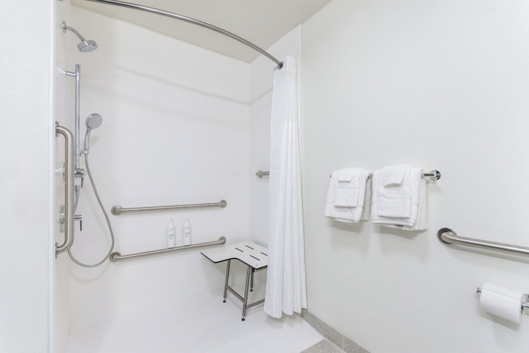 Bathroom 3, Spark by Hilton Dothan, Houston