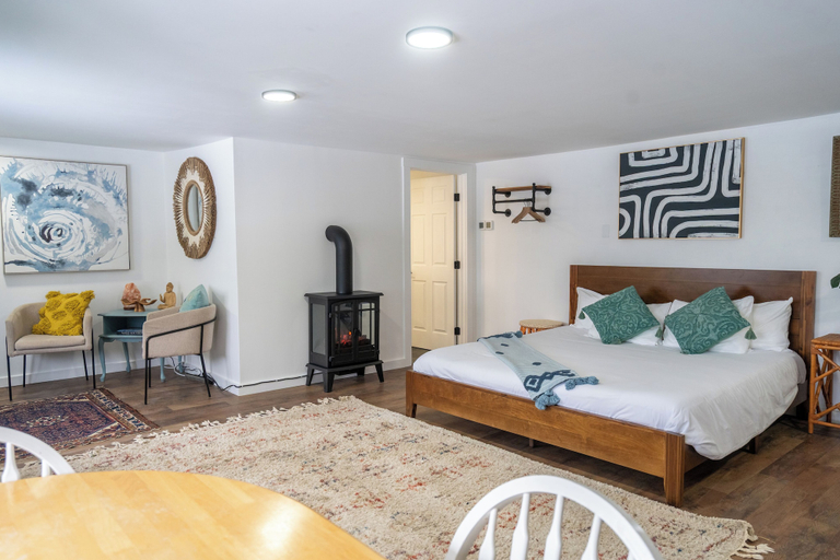Bedroom 2, Wolfjaw Lodge, Essex