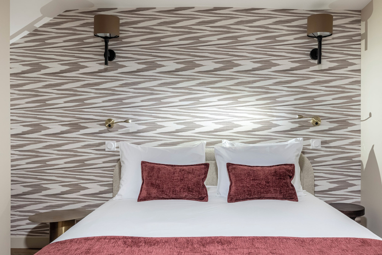 Room 5, LEVilliers, Paris