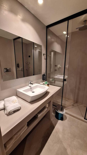 Bathroom 4, Hotel Partner, Vlorës
