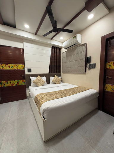 Bedroom 4, Hotel Divyanshi Inn, Varanasi