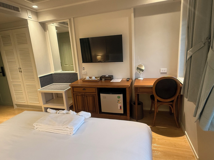 Others 3, Tuan Hotel Bangkok, Thon Buri