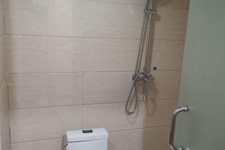 Bathroom 5, Longdu Business Hotel, Yantai